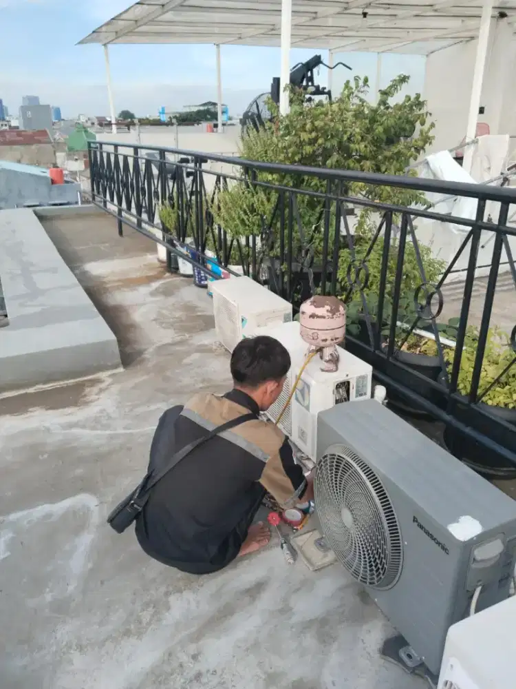 Layanan jasa service AC