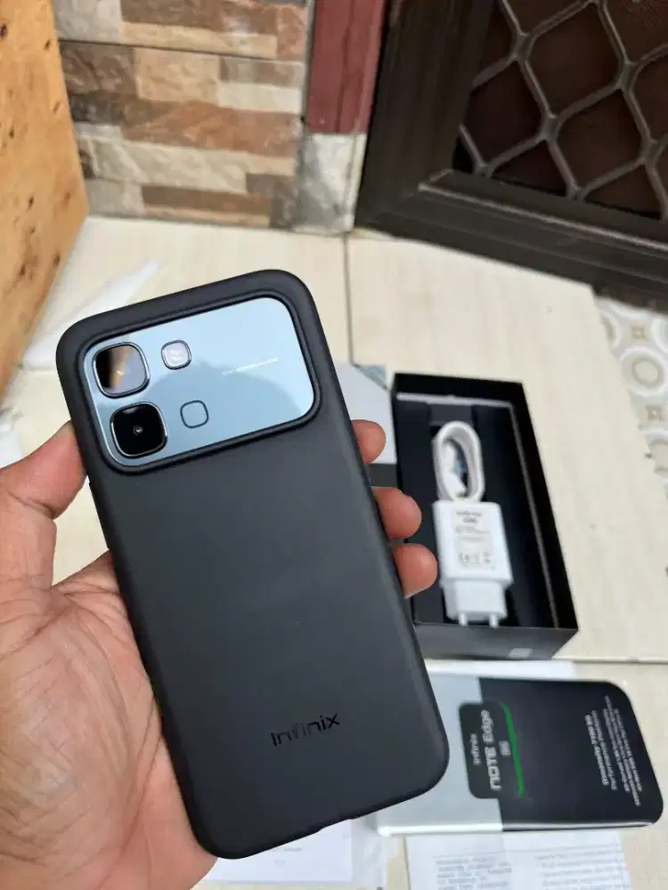 Infinix Note Edge 5G 8/256gb