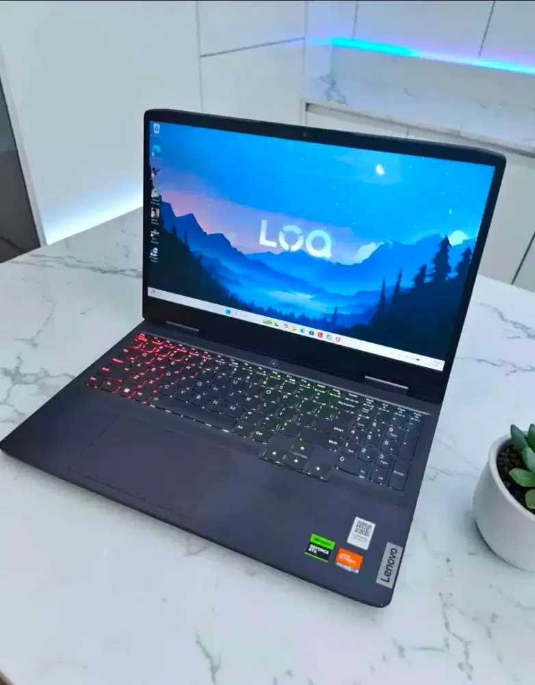 LENOVO LOQ MULUS LIKE NEW [RAM 16GB SSD 512GB RTX 3050 VRAM 6GB]