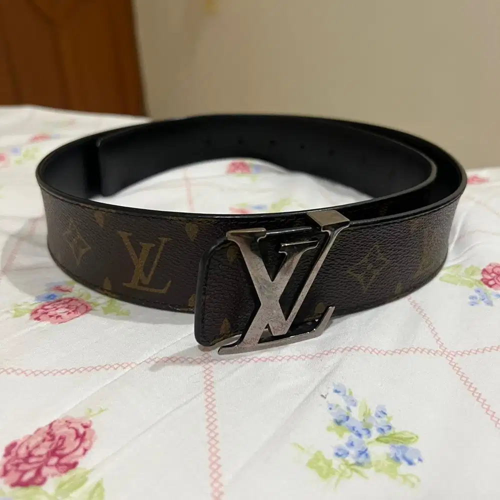 Sabuk LV original
