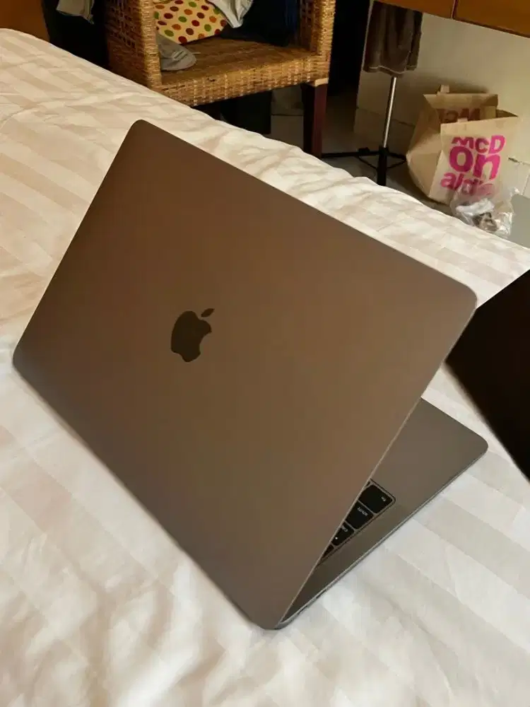 Macbook Air Retina 2017 Core i5