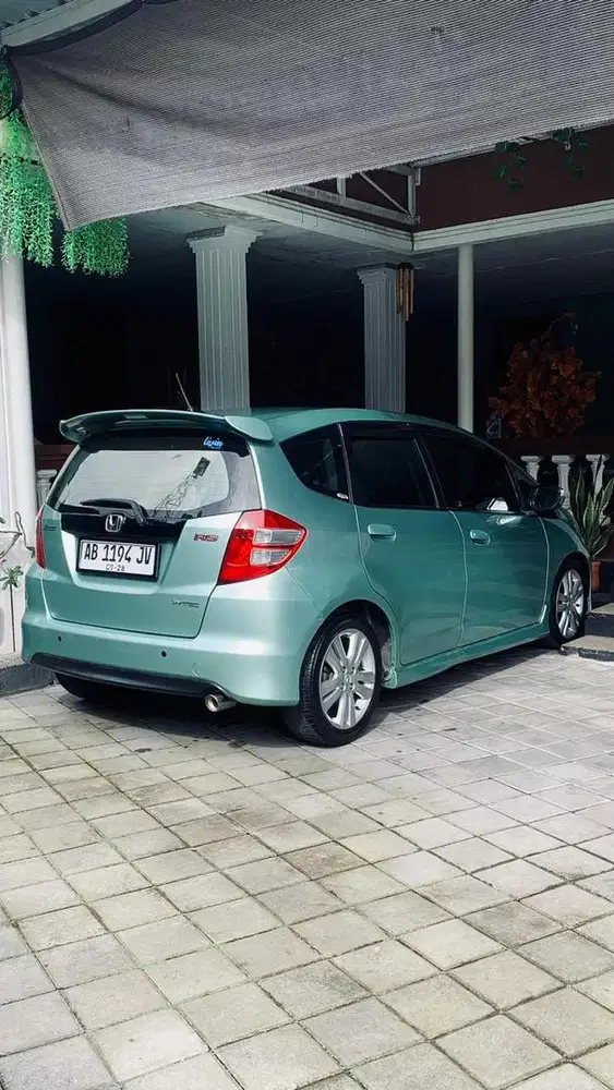 DIJUAL CEPAT JAZZ RS 2008 MATIC
