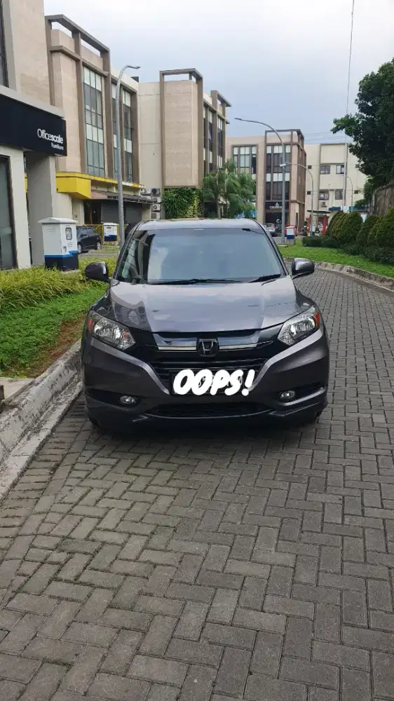 DIJUAL: Honda HR-V 1.5 E CVT 2017 (Kondisi Istimewa & Siap Pakai)