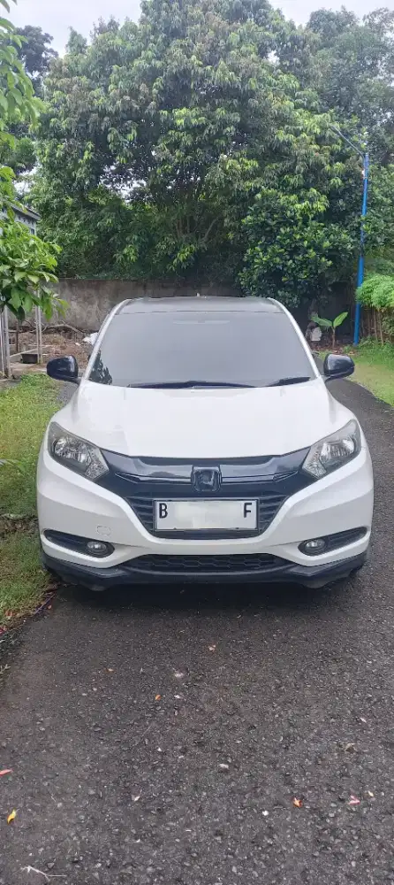 HR-V E PUTIH CVT