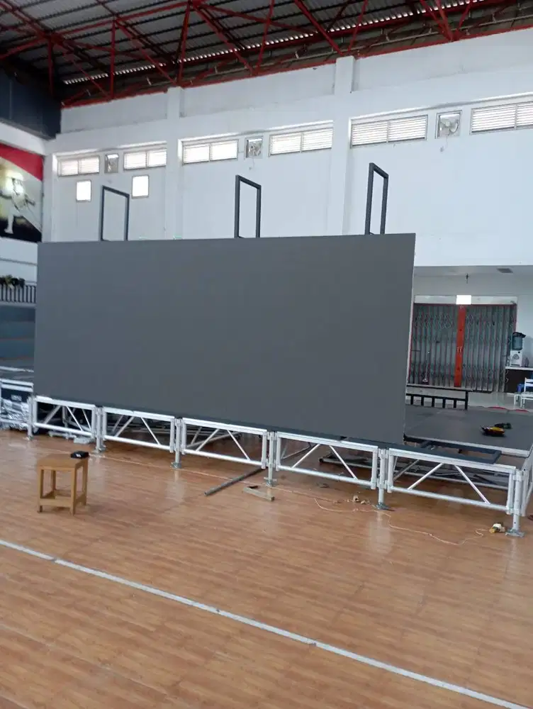 Dijual Videotron Indoor dan Outdoor 3 x 8 M2
