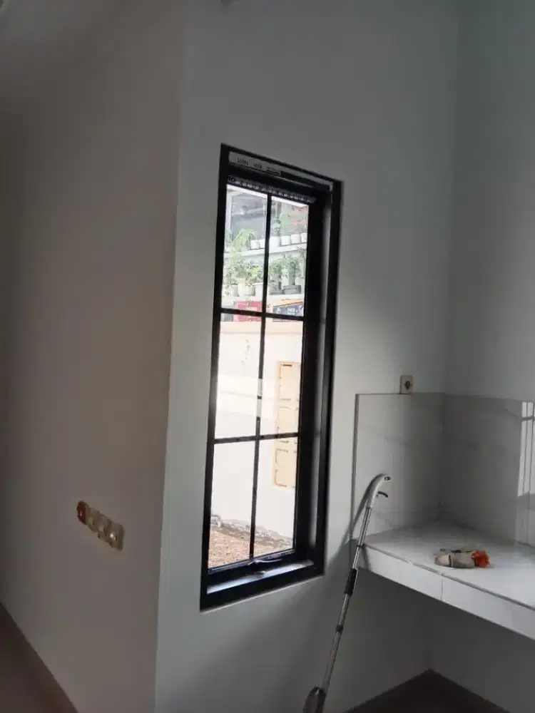 Kusen pintu jendela aluminium dan kaca