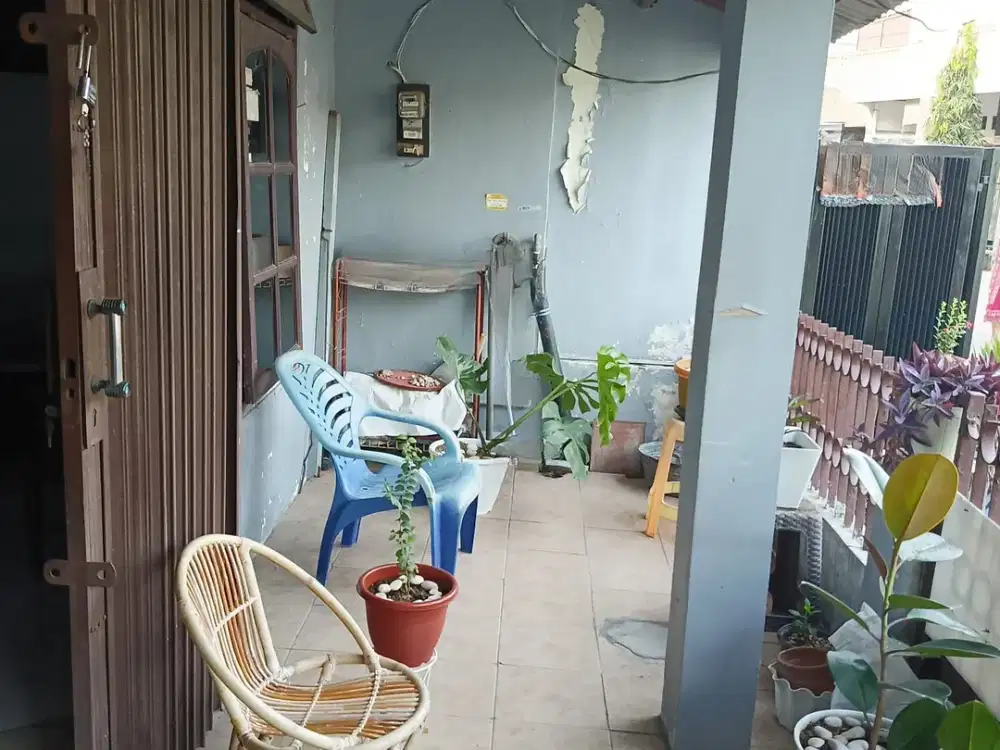 Rumah minimalis siap huni di perumnas 2 Bekasi