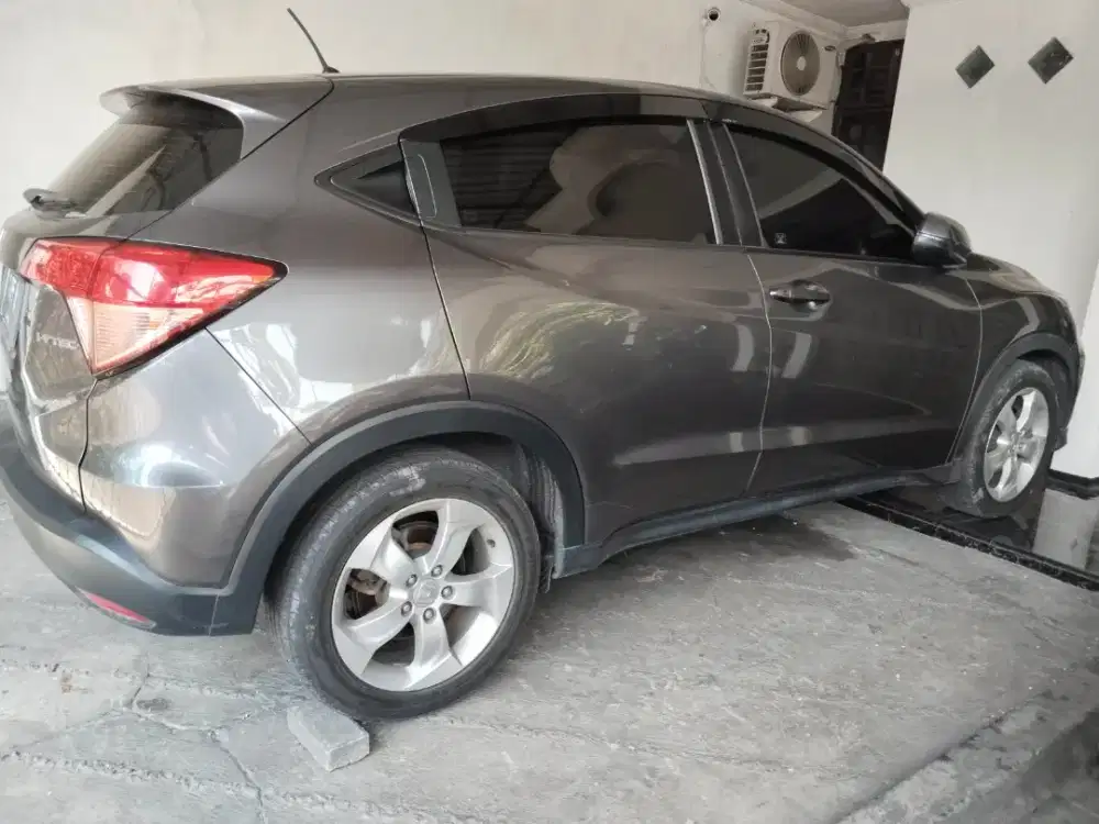 Jual HRV Tipe S 1.5AT Abu