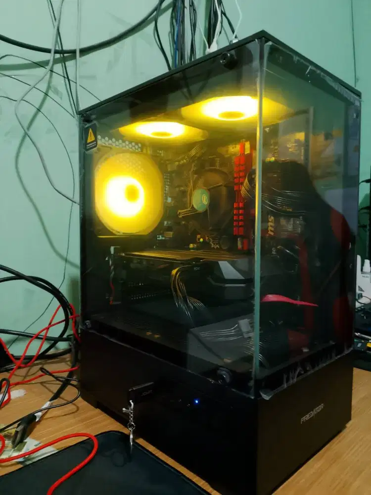 PC intel  core i5 + RTX 2060