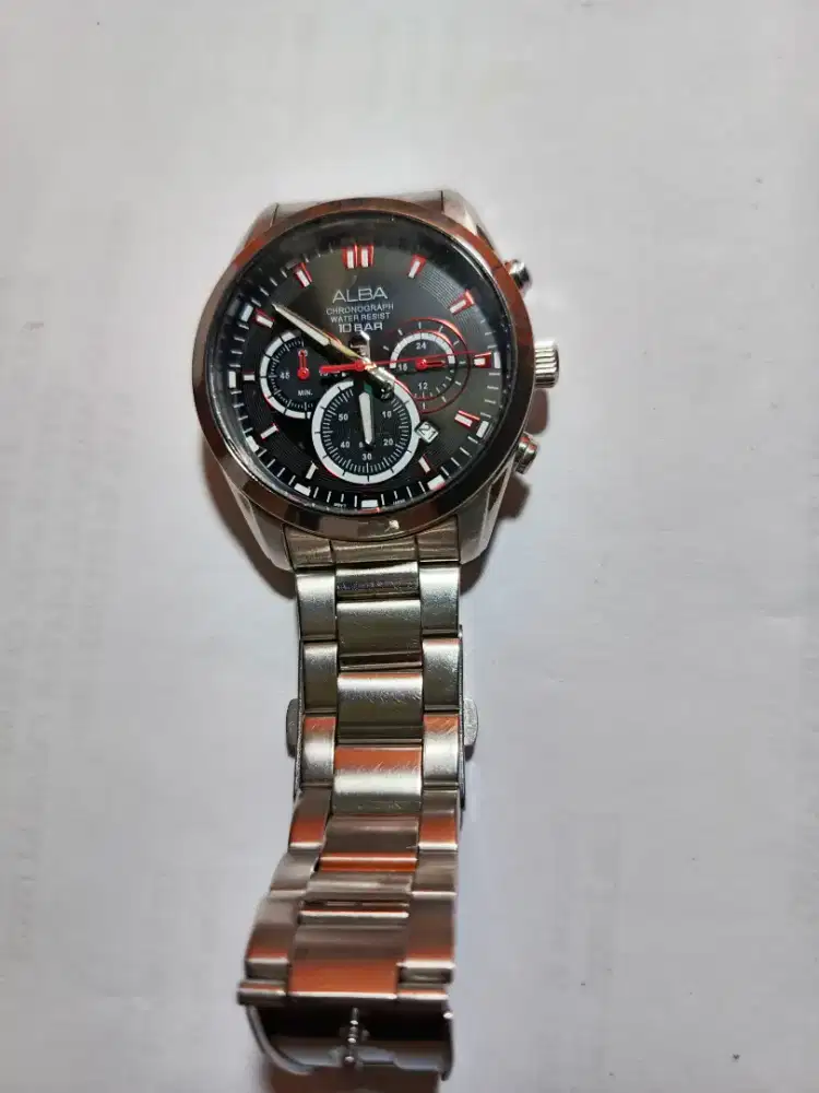 Jam tangan ALBA