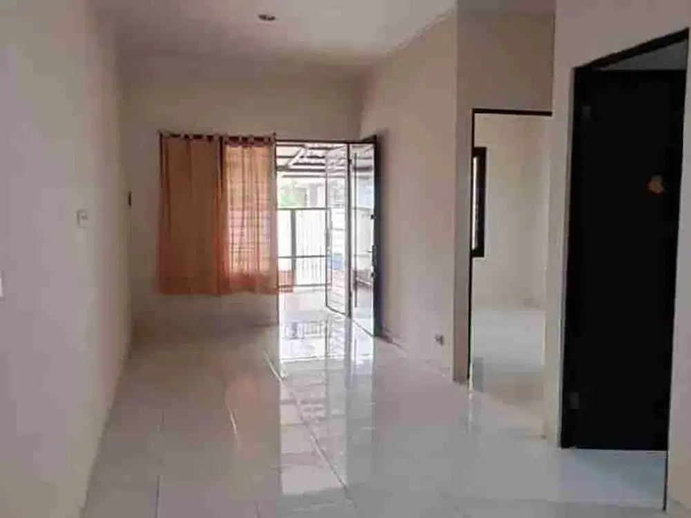 JUAL CEPAT Regency Melati Mas Blok E Serpong Rumah Siap Huni SHM 1,2 M Nepis
