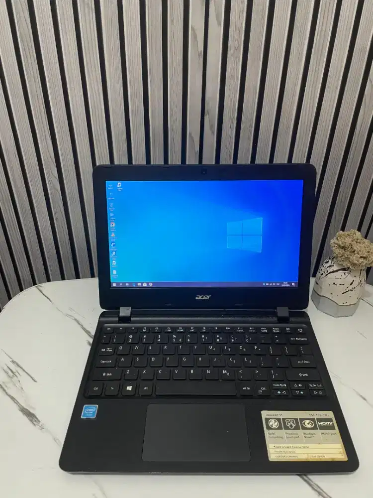 Acer aspire Es1-132