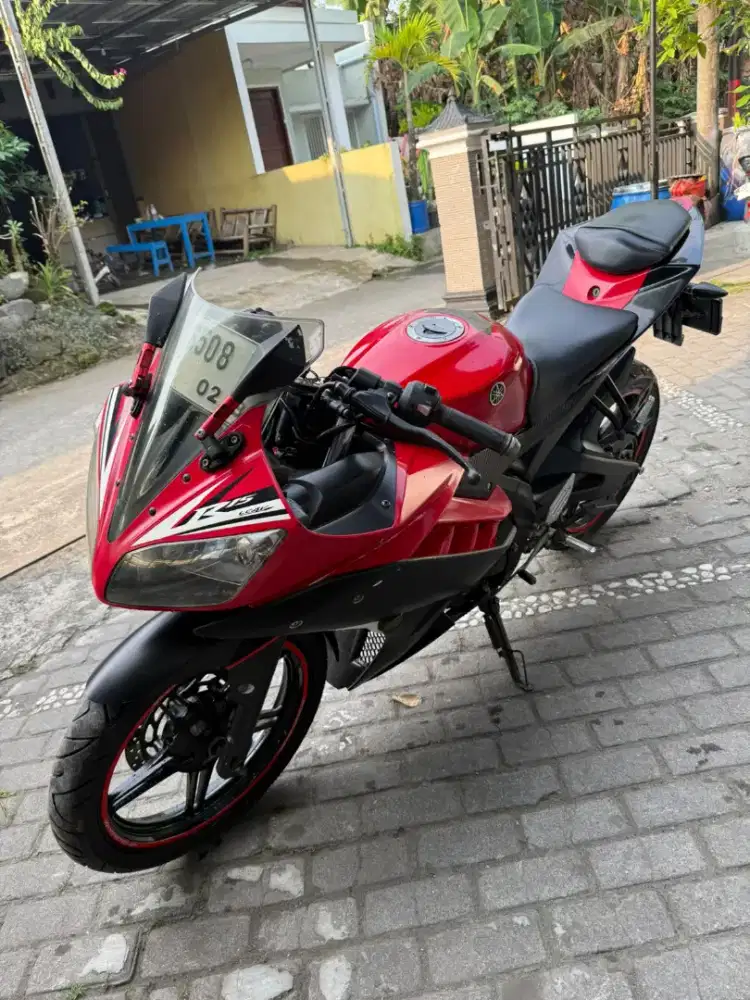 Yamaha R15 V2 THN 2015 plat AB Bantul