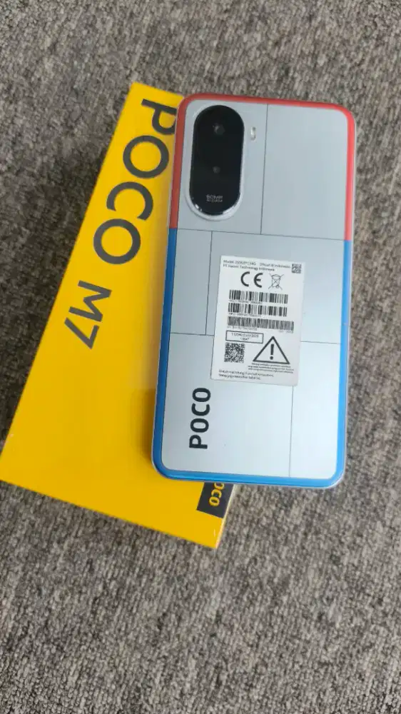 Poco M7 8GB / 250GB Silver