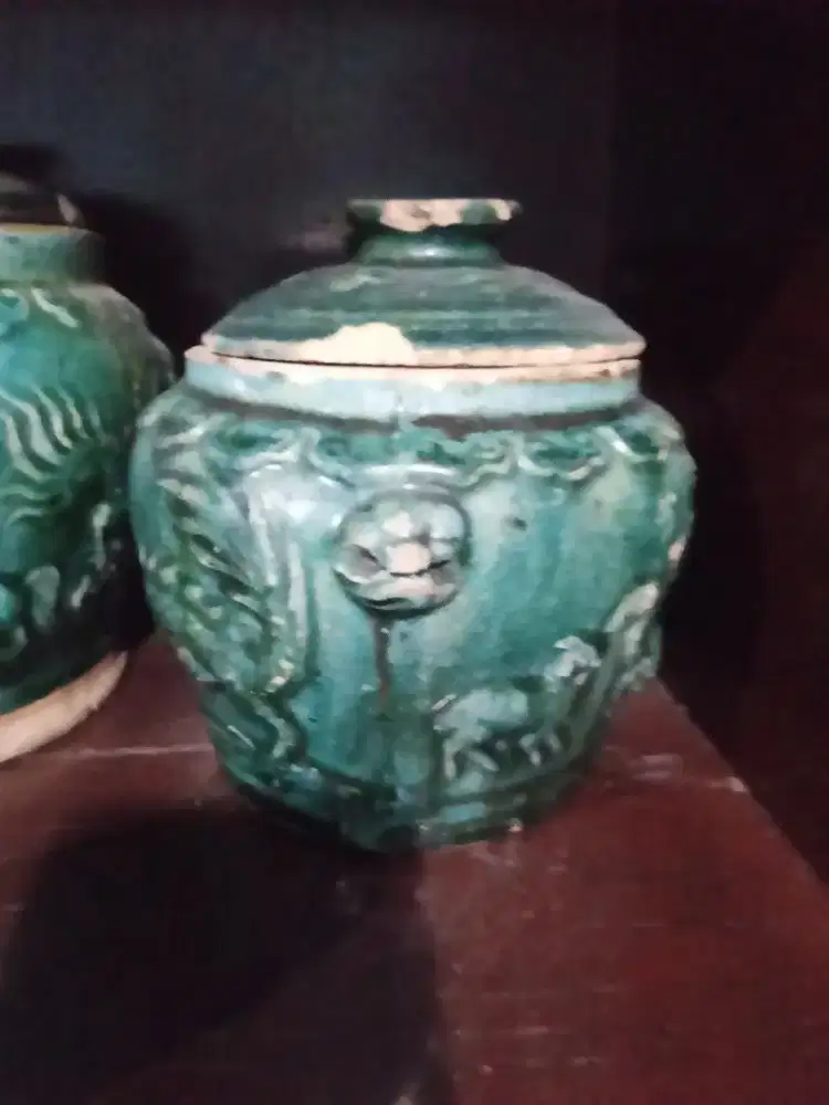Gentong antik kecil kalimantan