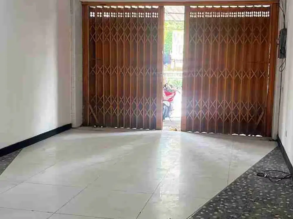 Disewakan Ruko 4 Lantai Arief Rahman Hakim
