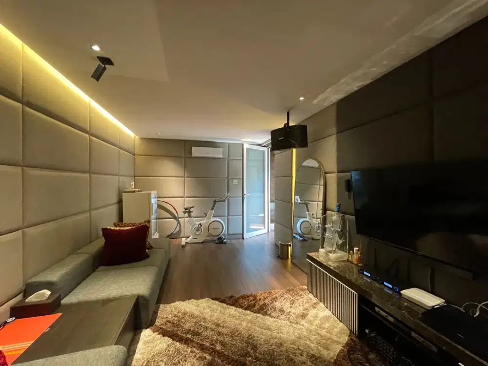 Jual Rumah PIK 250m SHM furnish interior cakep