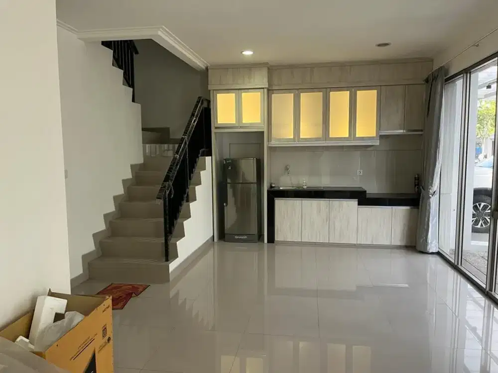 Sewa RUMAH PIK 2 uk 8x10 semi furnish
