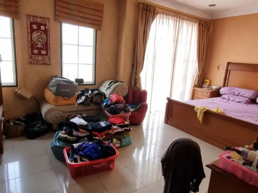 Jual CEPAT Rumah PIK BGM Type 8x18 SHM renov 2.5 lantai
