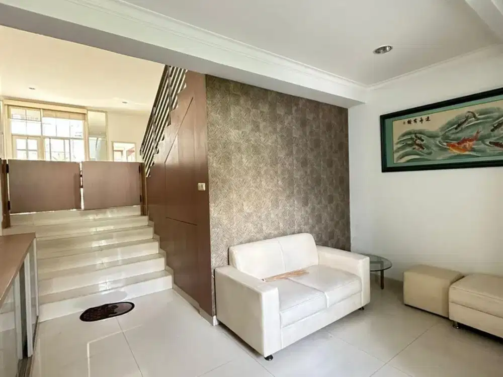 Jual Rumah Pantai Indah kapuk BGM 10x23 SHM 2,5lt termurah siap huni
