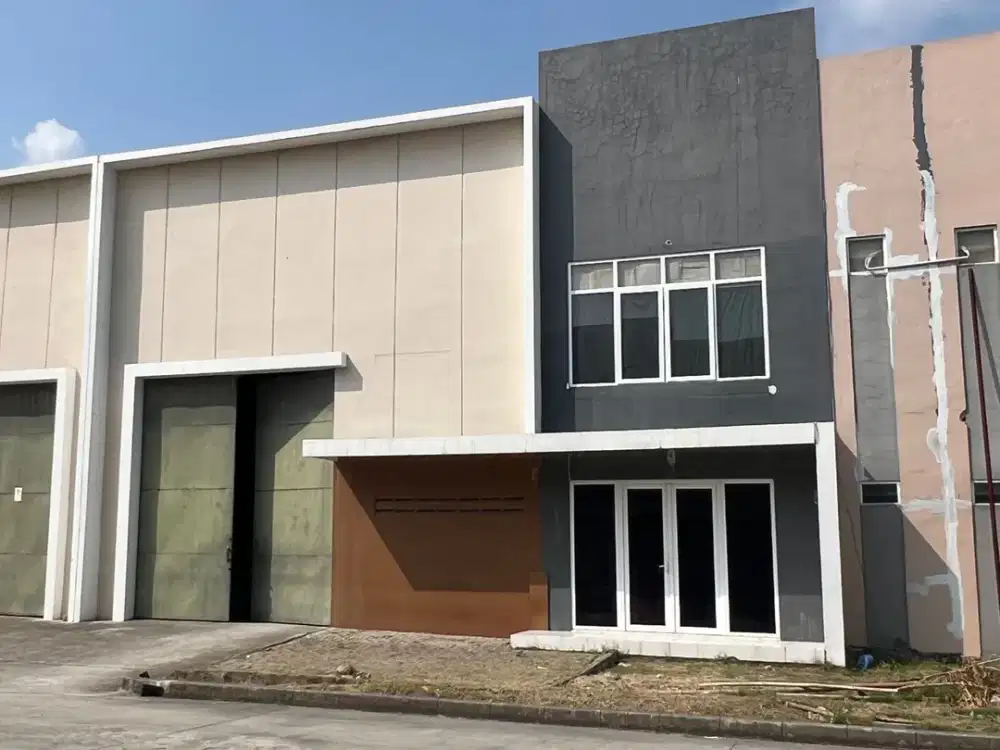 Jual gudang laksana business park luas 15x30 ada office 2 lantai Murah