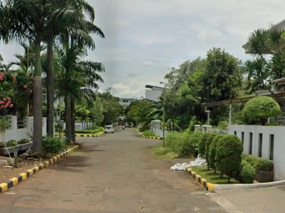 Jual cepat rumah interkon taman kebon jeruk 275m SHM jalan luas besar