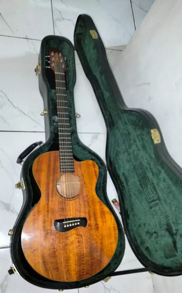 rare!..guitar akustik elektrik Tacoma made in USA