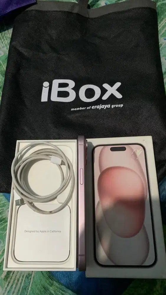 iphone 15 basic 128GB garansi resmi ibox fullset nominus mulus