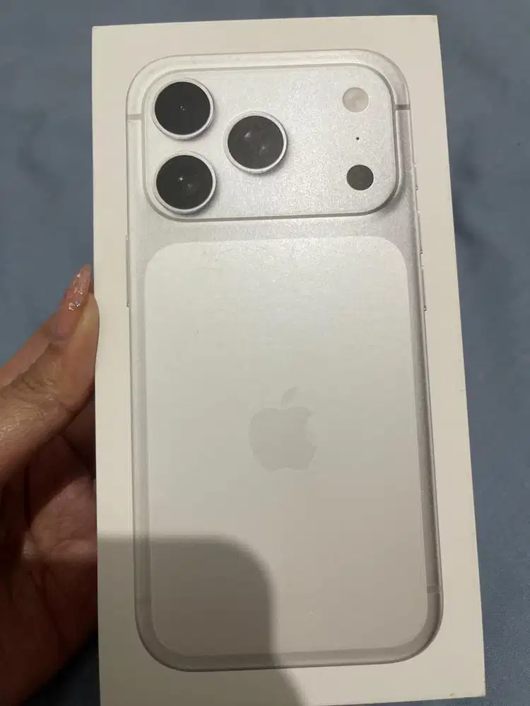 Iphone 17 pro . Beli baru 2 hari