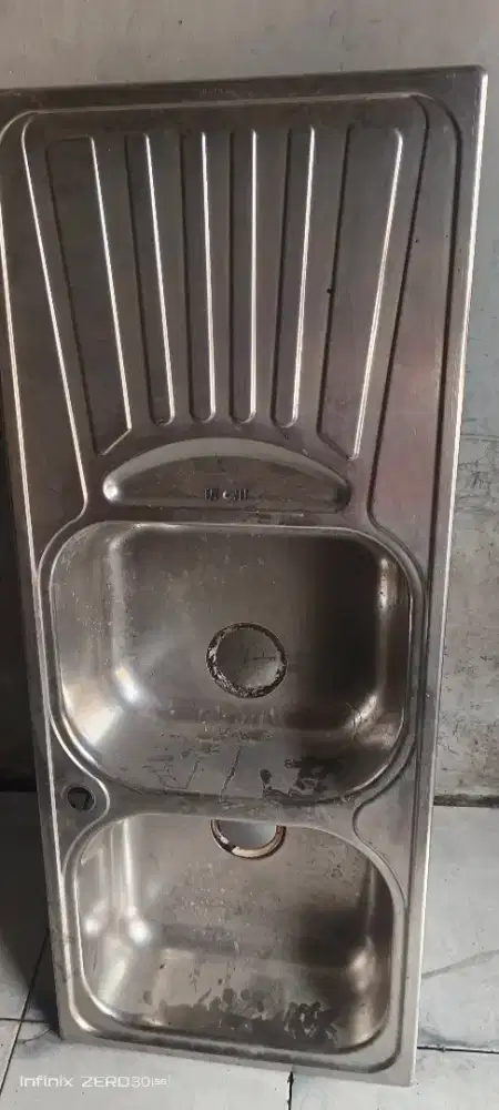 Zink tempat cuci piring