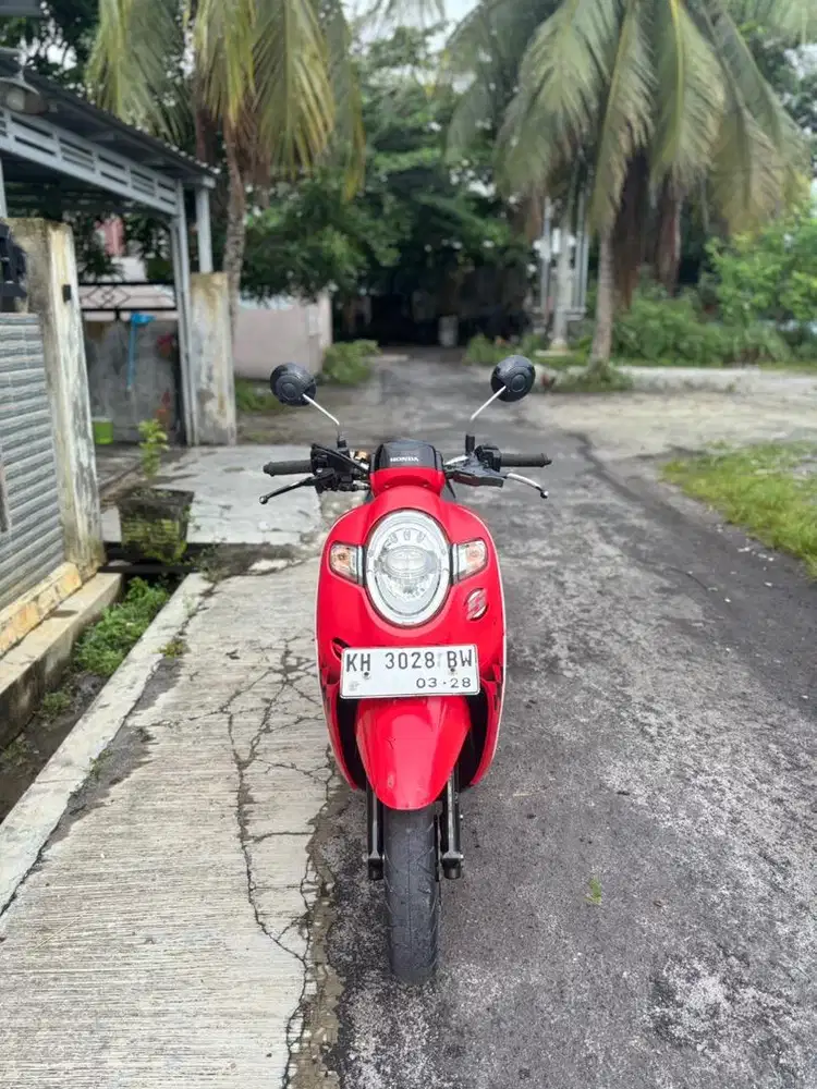 Di jual scoopy 2018 surat lengkap