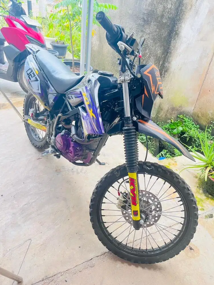Kawasaki KLX 2012 (BPKB STNK)