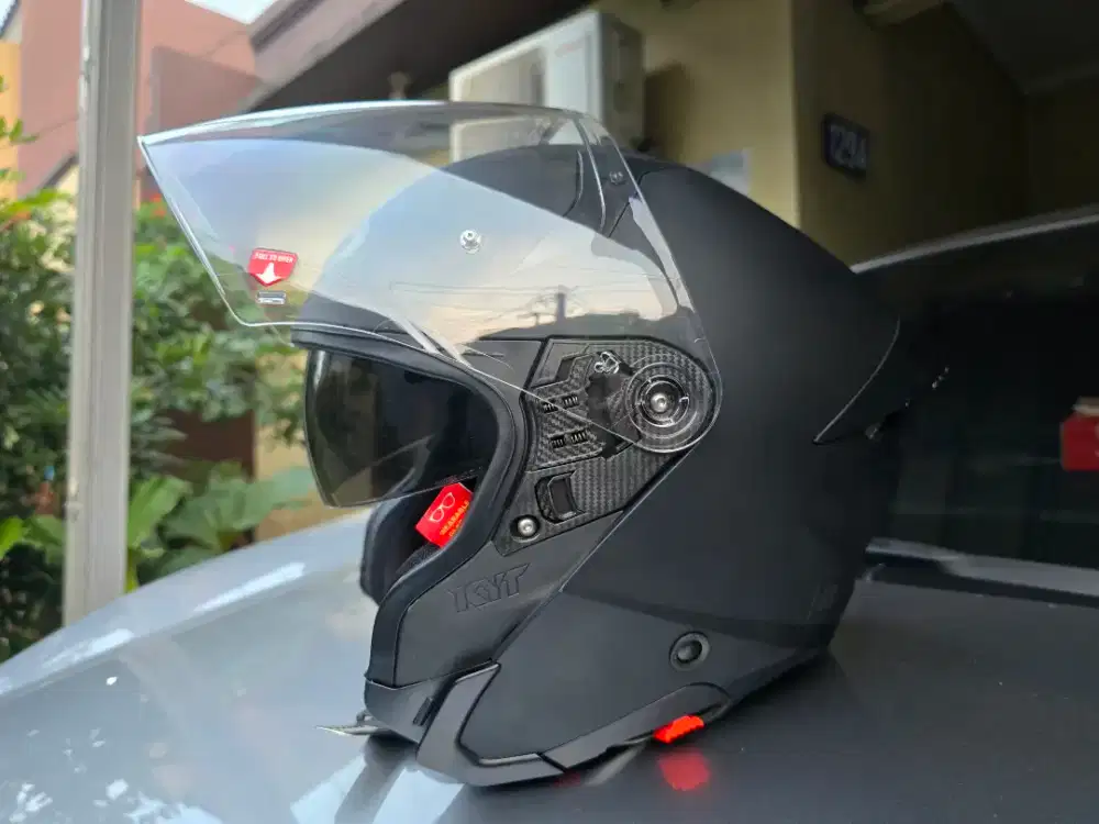 Helm KYT TTR JET