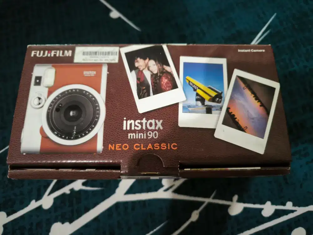 Kamera instax mini 90 neo classic