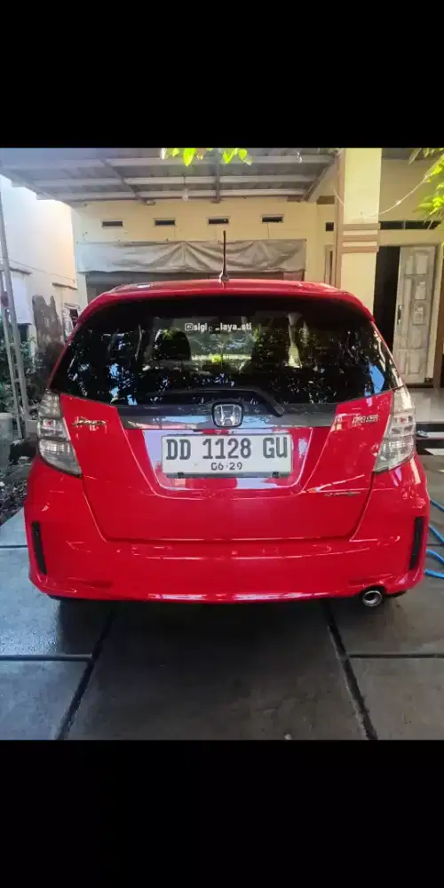 Honda jazz RS metik thn 2014