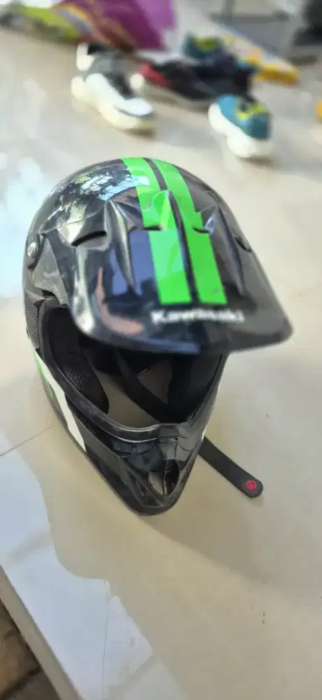 Helm Trail Kawasaki