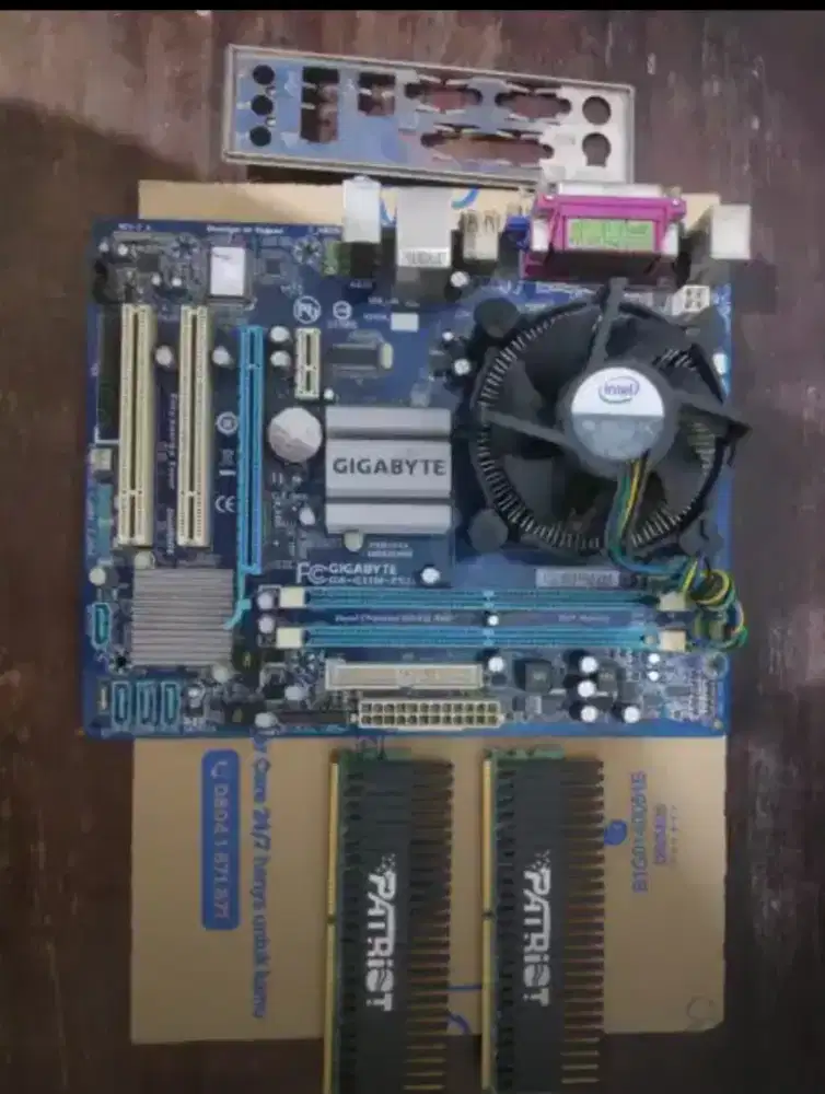 Main Board Gigabyte Core2duo E7500 2.99ghz Ram 4gb Normal