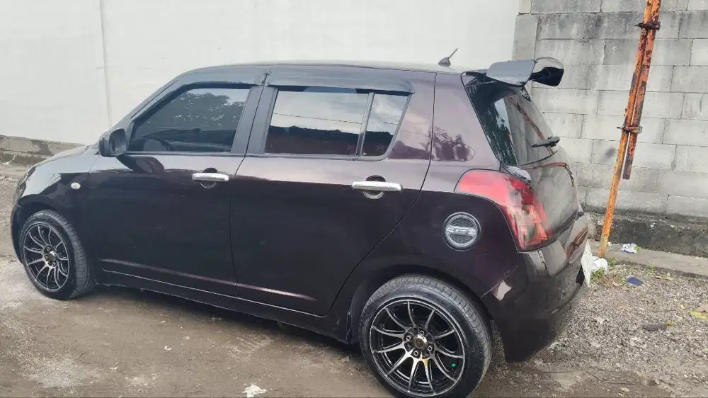 Suzuki Swift ST AT 2010