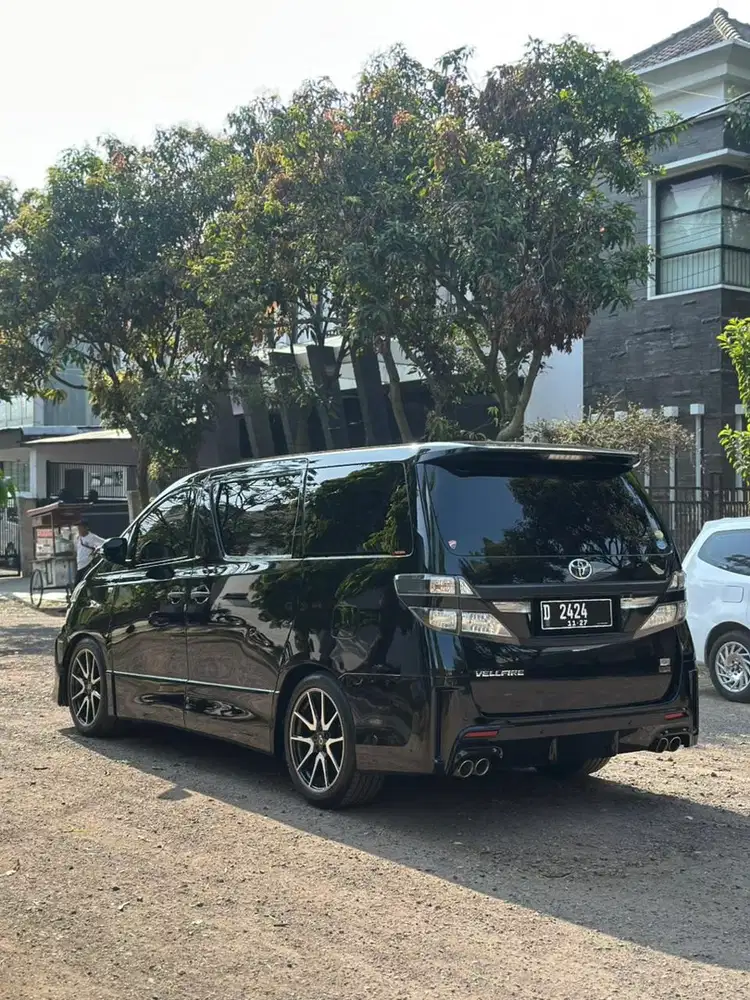 Toyota Vellfire 2013 Bensin
