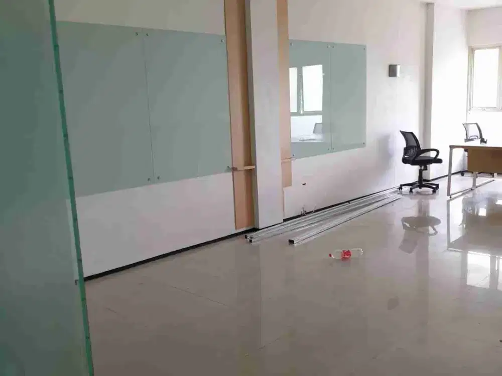 SEWA Ruko di Gandari Jakarta Selatan 4 Lantai Siap Huni SHM 450 Jt/Thn