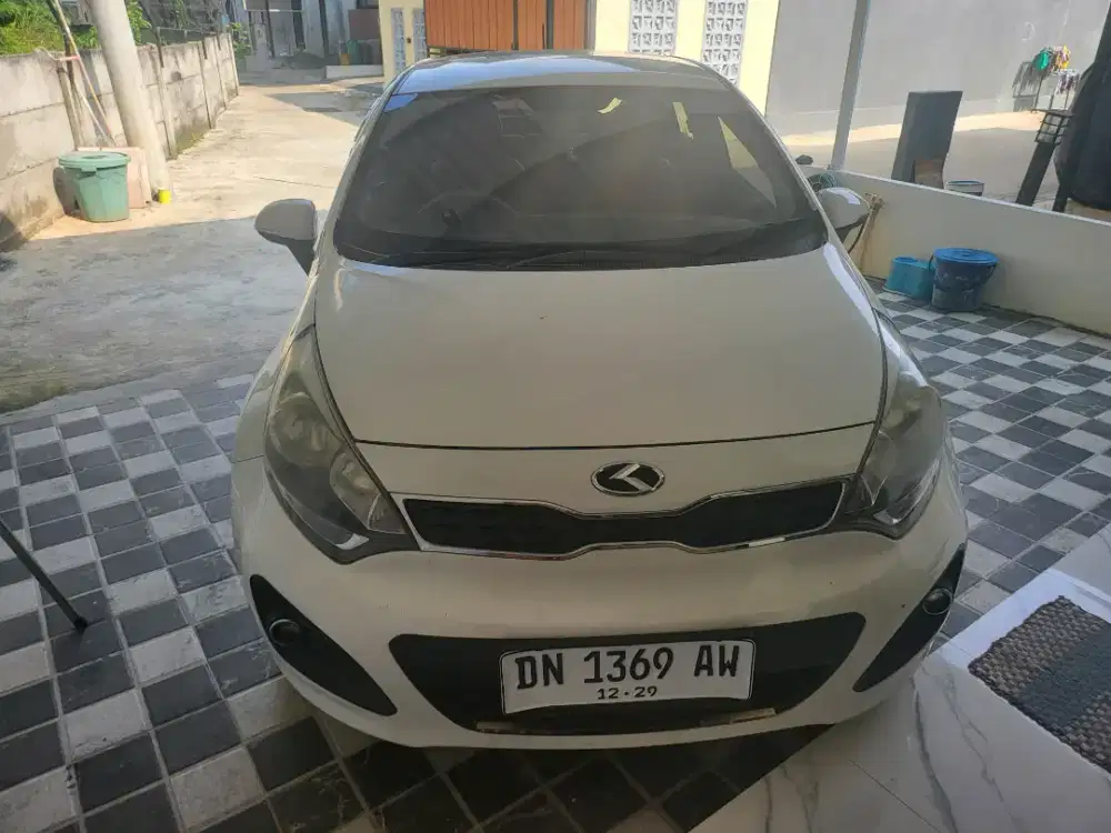 KIA RIO SE AT 2014 TERIMA BBN