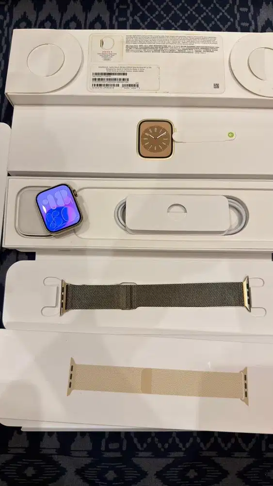 Apple Watch 8 Gold 45mm Stainless Steel Celuler mulus lengkap