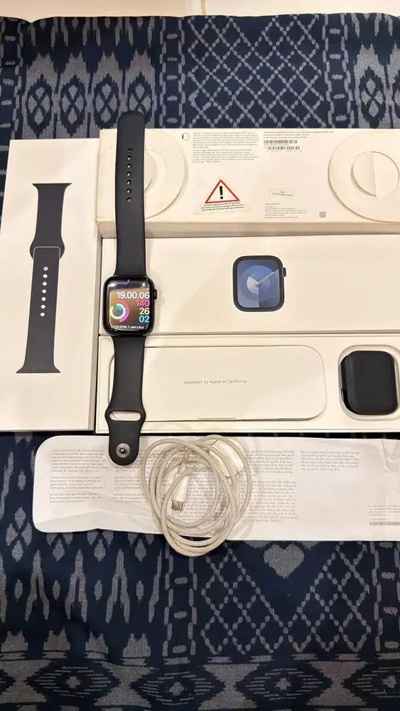 Apple Watch 9 Black 45mm Resmi Ibox Lengkap