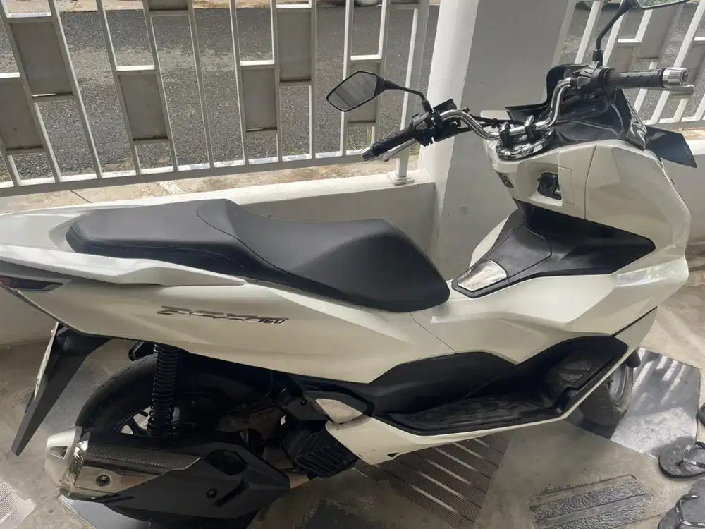 Honda PCX tahun 2023