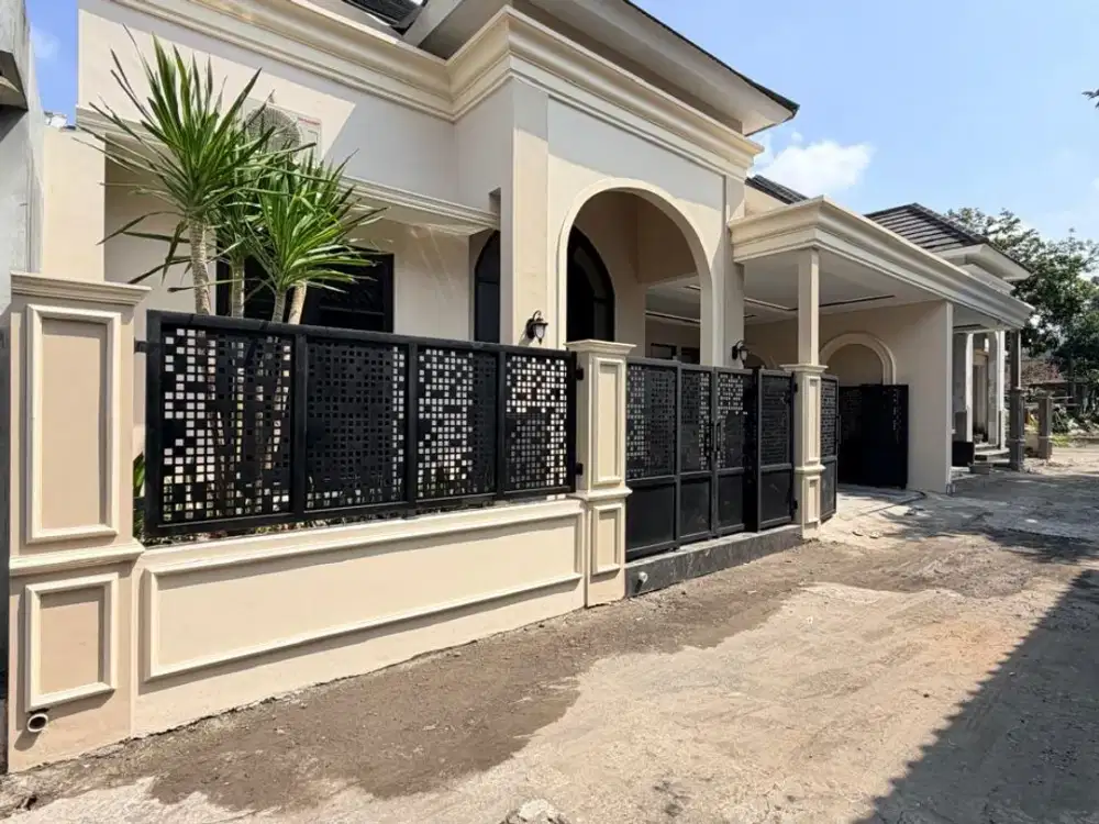 Rumah mewah American clasik modern di maguwoharjo siap huni dekat banyak fasum