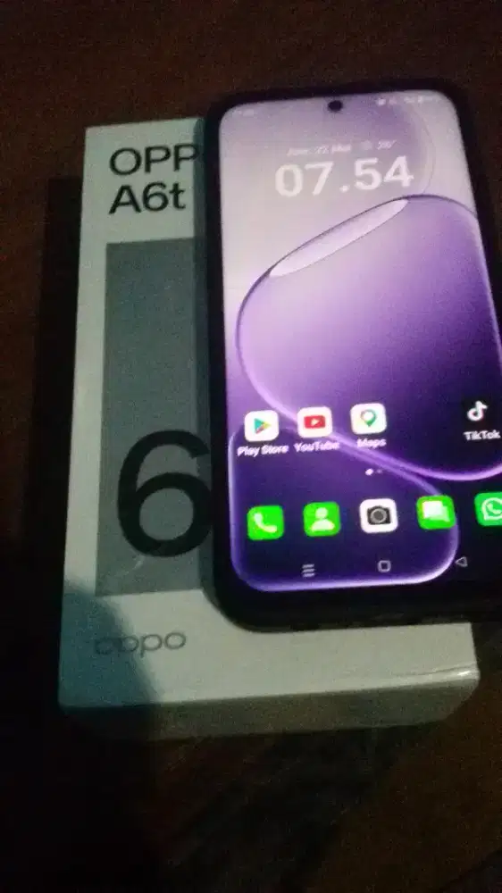 Oppo a6t ram 4/64 violet