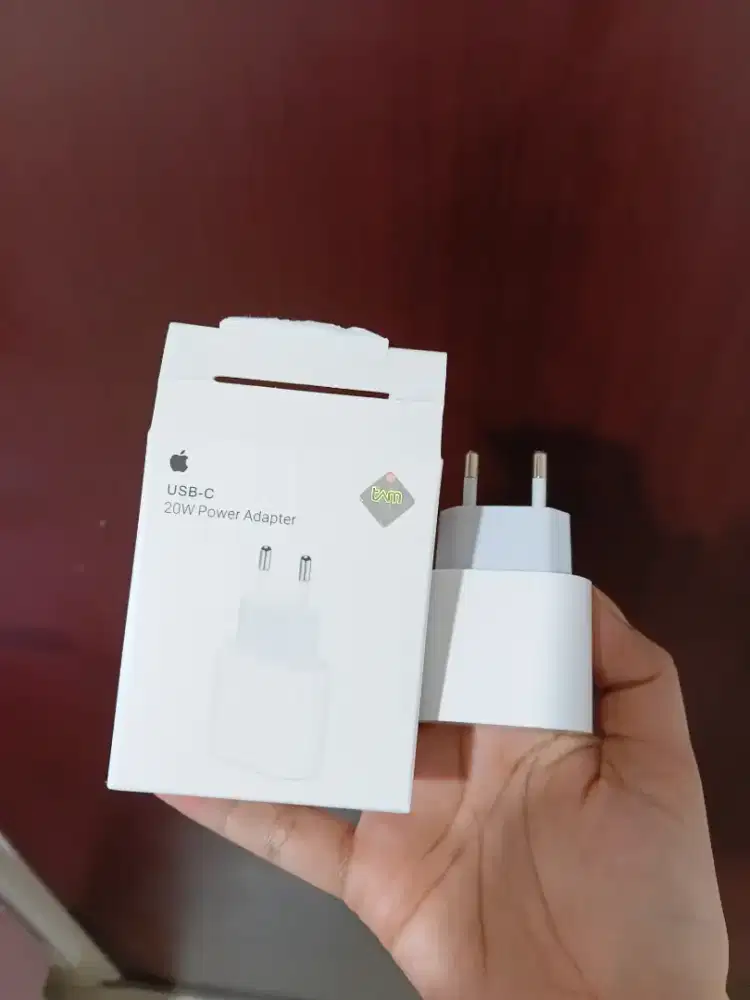 Apple power adapter