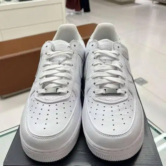 SEPATU NIKE AIR FORCE ORI