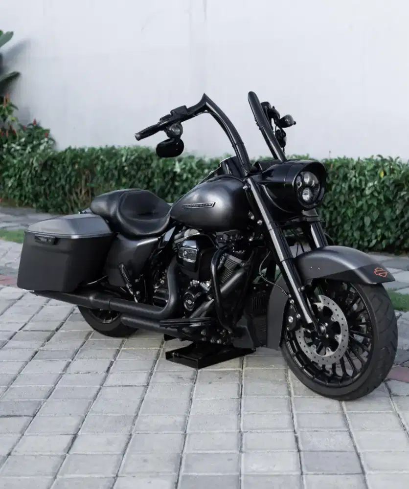 Harley Davidson Road King Special 2017 m8 Macho Banget