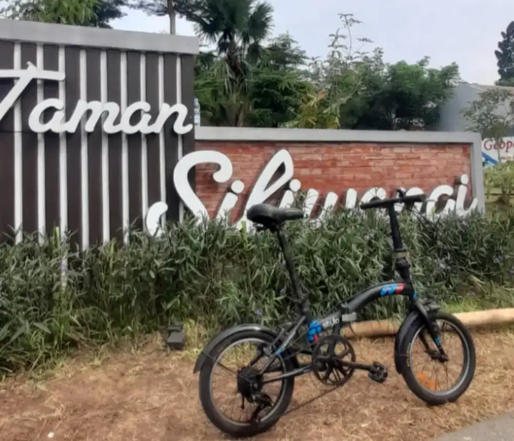 Sepeda lipat united stylo